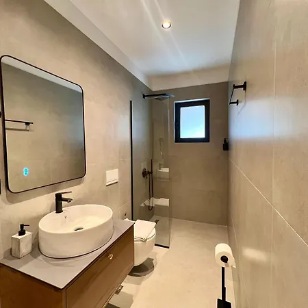 Bariu & Sons * Саранда