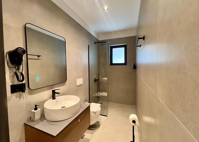 Bariu & Sons * Sarande